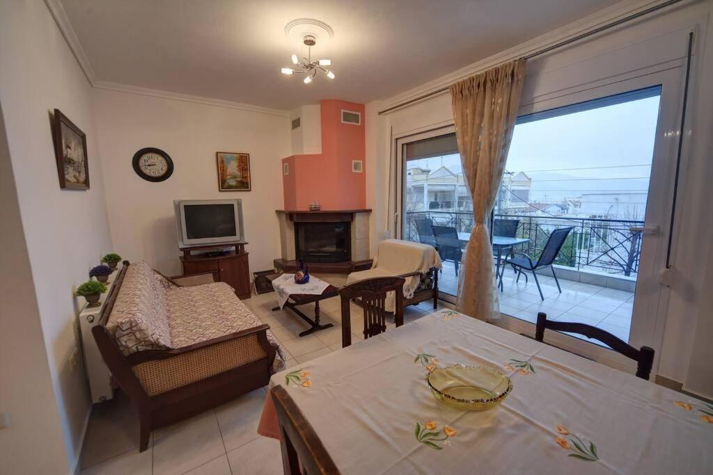 Zoe'S Apartments Nea Iraklitsa Ngoại thất bức ảnh