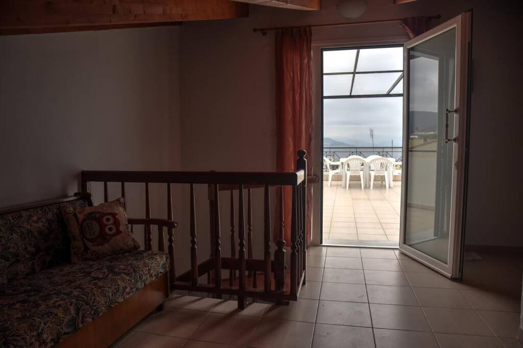 Zoe'S Apartments Nea Iraklitsa Ngoại thất bức ảnh