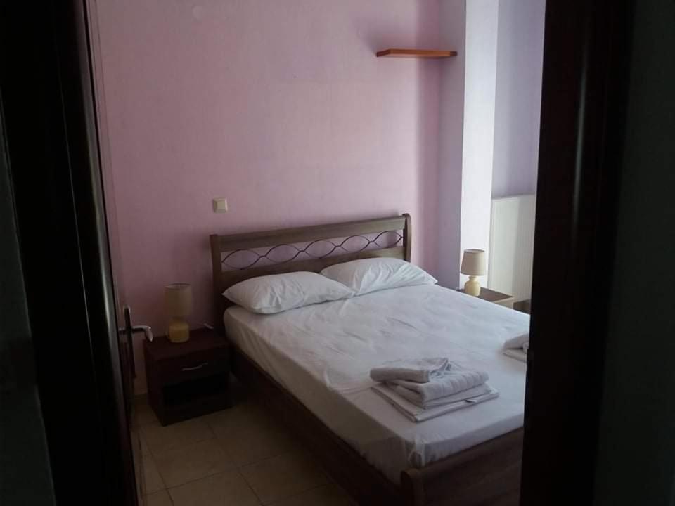 Zoe'S Apartments Nea Iraklitsa Ngoại thất bức ảnh